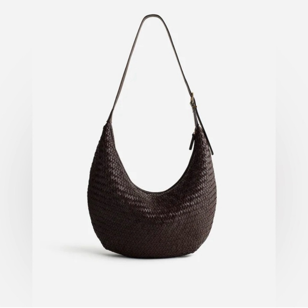 Madewell The Essential Curve Shoulder Bag in Coffee Bean